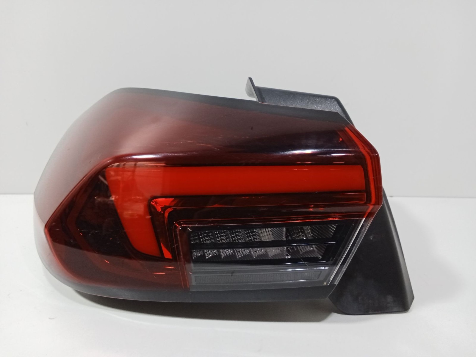 9829317980 LEFT REAR LAMP / 6563172 FOR OPEL CORSA F P2JO 1.2 68