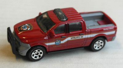 Matchbox 2015 Dodge RAM 1500 Pickup rot El Segundo Fire Department Feuerwehr ´15