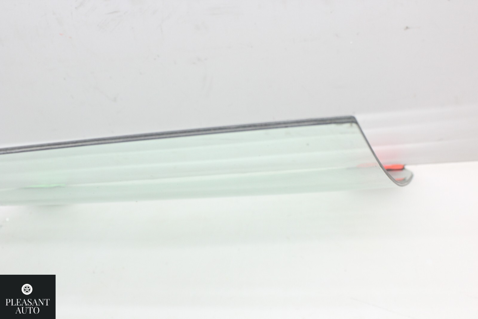03-13 Maserati Quattroporte M139 Rear Right Side Door Window Glass OEM 