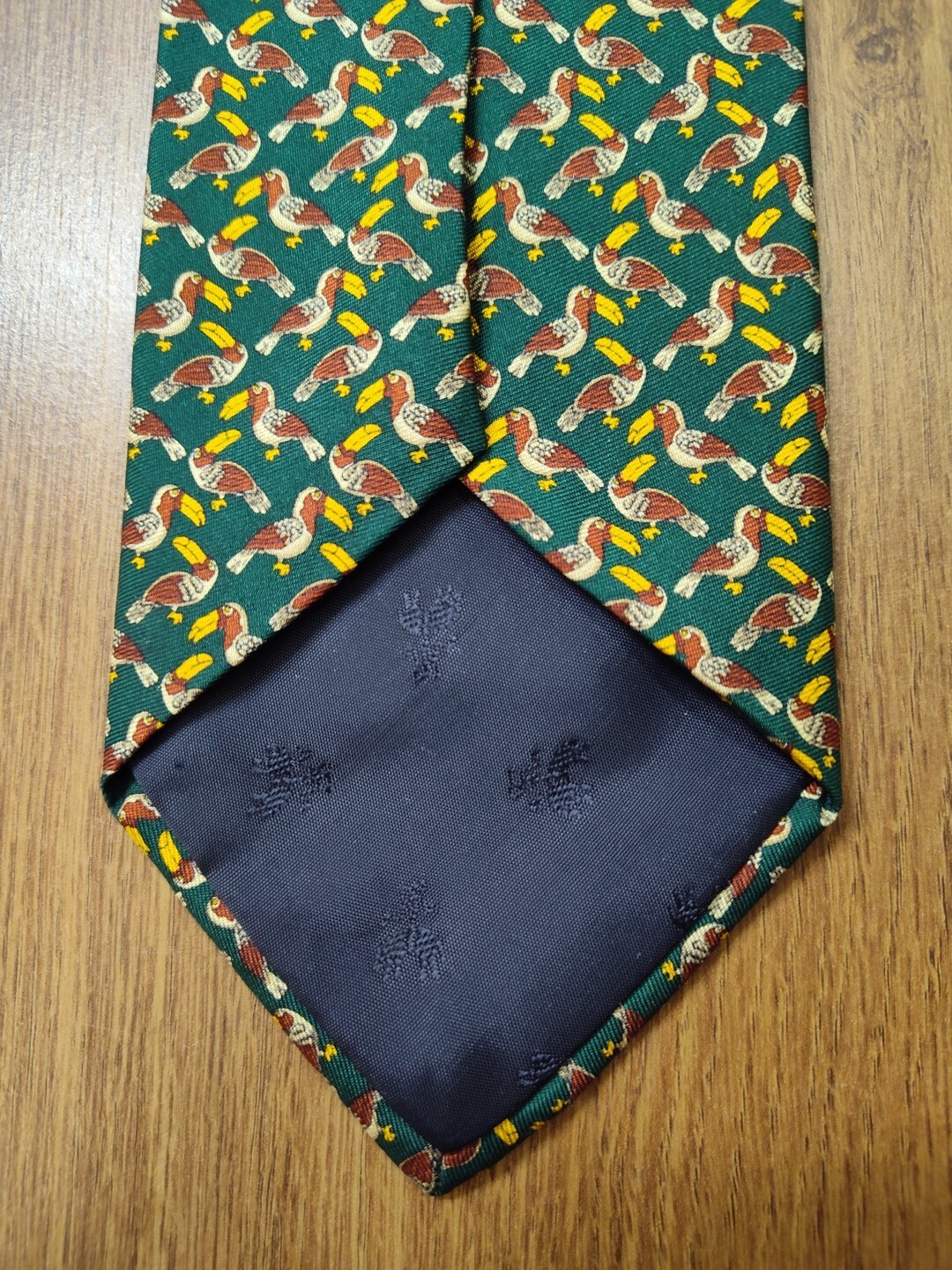 VINTAGE Brooks Brothers Basics Mens Silk Necktie Toucans All Over Print 59x3.5" thumbnail 3