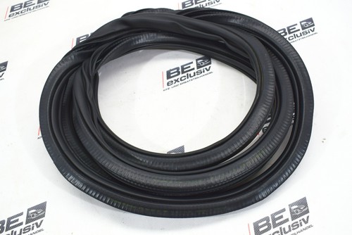 VW Touareg III 3 CR7 3.0 TFSI Türdichting Gummidichtung Tür vorne 760867911