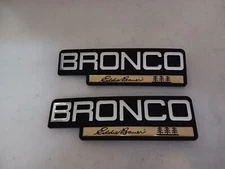 92 93 94 95 96 Bronco Eddie Bauer 2pc Fender Emblems Nameplate Badge USED