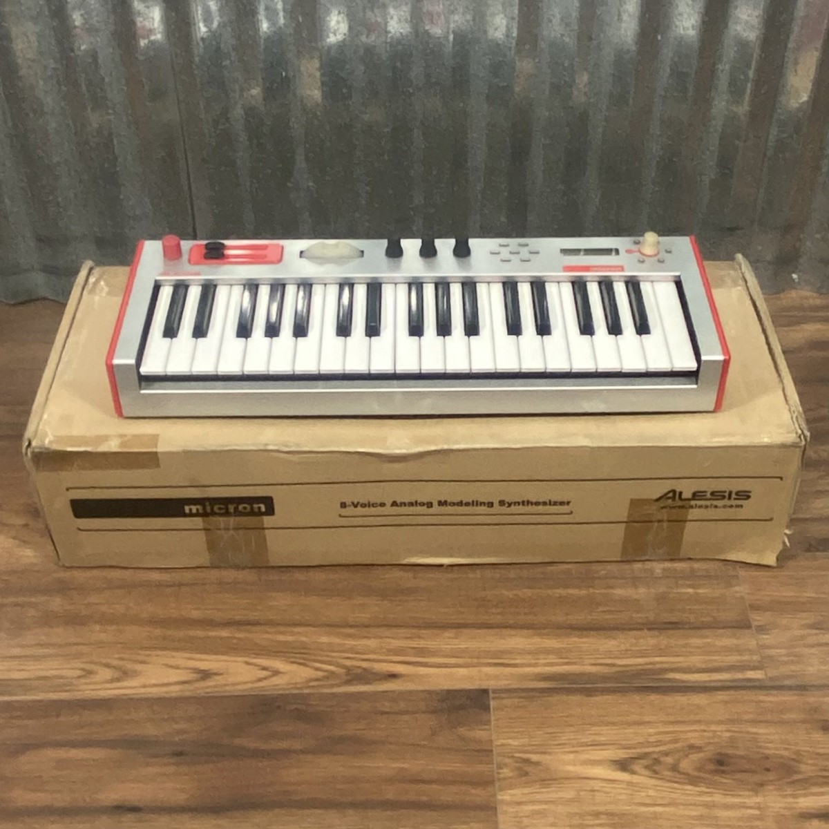 Alesis Micron Analog Modeling 37 Key Synthesizer Red Used | eBay