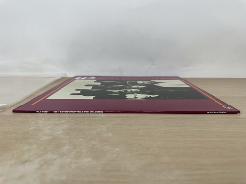 U2 - The Unforgettable Fire Collection - Japanese Import Laserdisc LD - COMPLETE - Foto 10 di 14