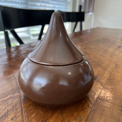 Hershey Kiss Ceramic HFC 2004 lidded bowl Canister Trinket Box Candy Dish Stash