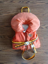 PFD/lifejacket by Stearns for 30-50 lb. child, USCG approved type2, crotch strap