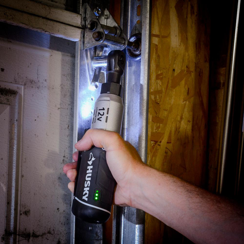 Husky cricchetto senza fili 3/8 pollici. Strumento di riparazione coppia driver batteria integrata 12 V - Foto 7 di 8