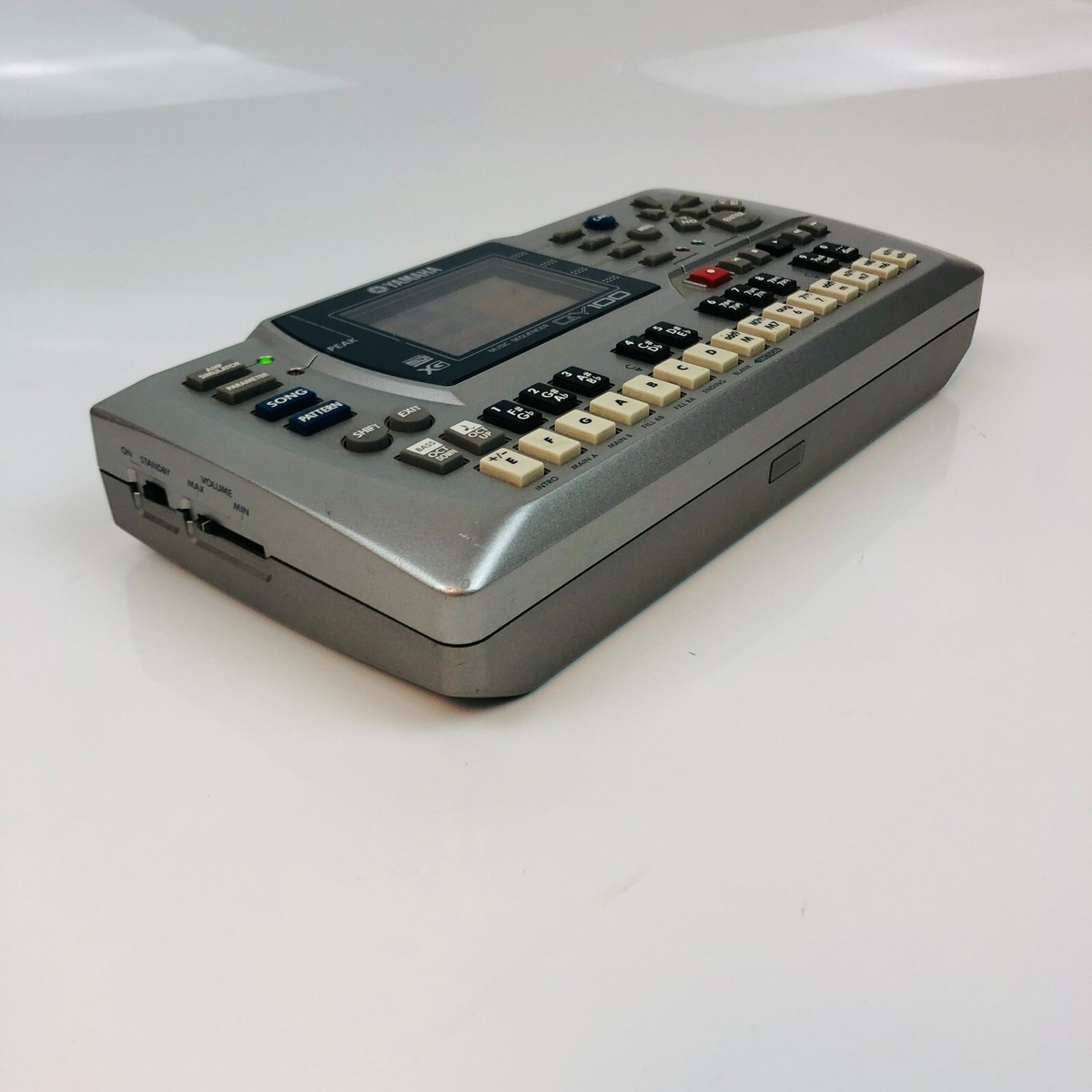 美品 セット ＱＹ１００ QY100 ヤマハ | QY100 - シーケンサー / リズムマシン - 概要