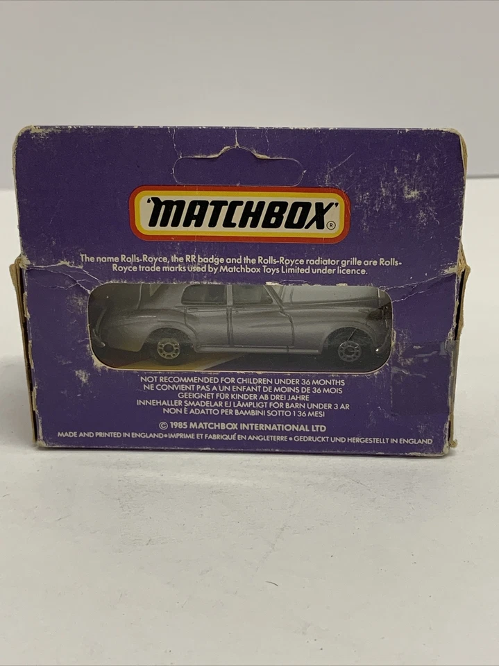 1/64 1985 MATCHBOX JAMES BOND OO7 A VIEW TO A KILL ROLLS ROYCE SILVER CLOUD II Foto 2 de 4