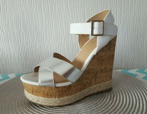 silver wedges uk