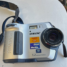 Sony Mavica MVC-FD100 Compact 1.2MP Camera 3x/4x Zoom Memory Stick Flash