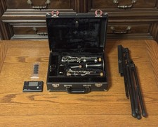 Evette Buffet Crampon Clarinet W Case  Sheet Music Stand  Tuner/Metronome