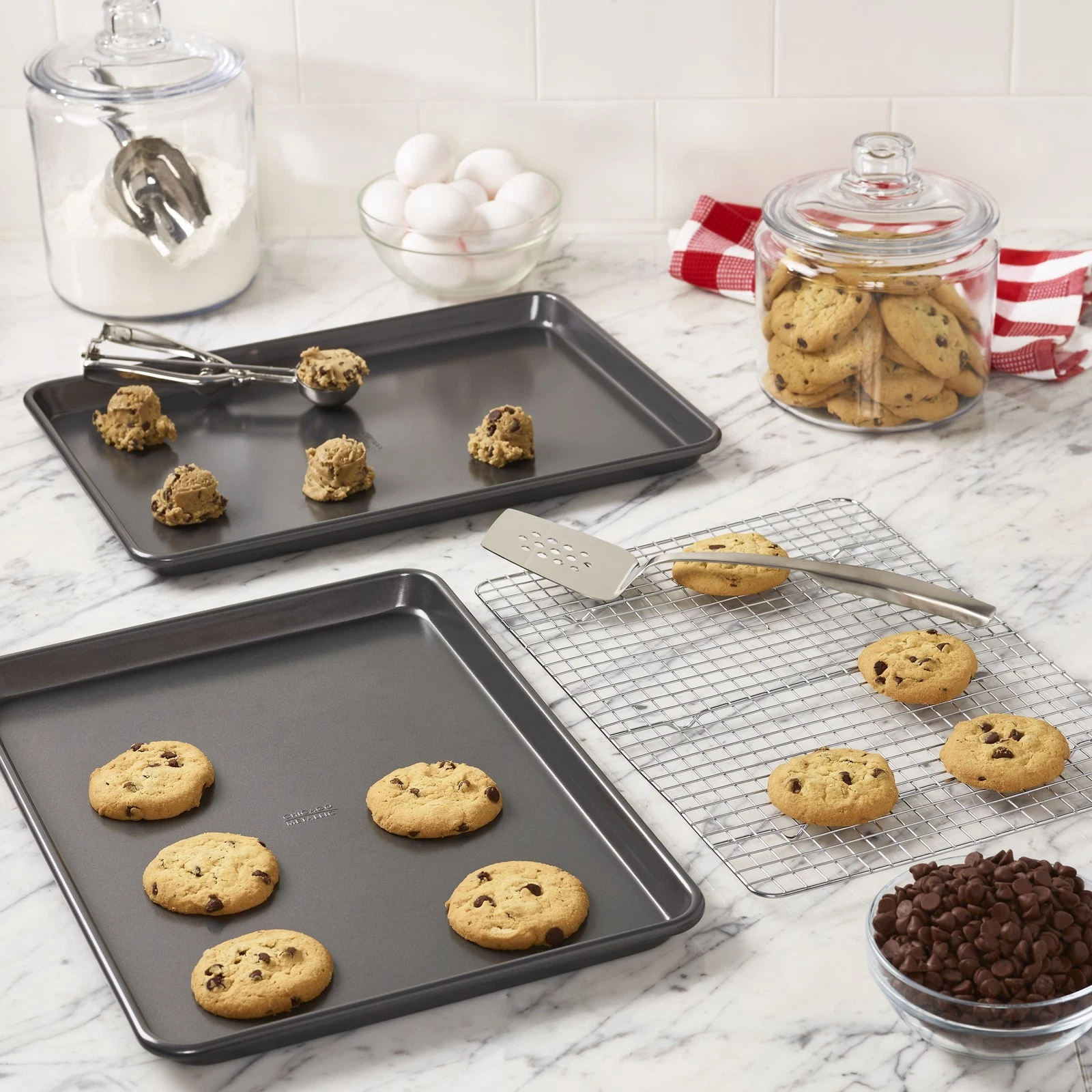 Cookie/Jelly Roll Pan Set of 2 w/Bonus Cooling Rack 12x17 for Kitchen Baking US