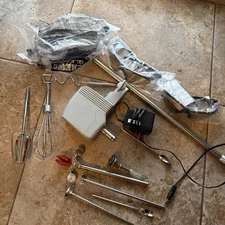 Caframo Petite Overhead Digital Stirrer BDC250 50-2500rpm, 2L, 100-240V