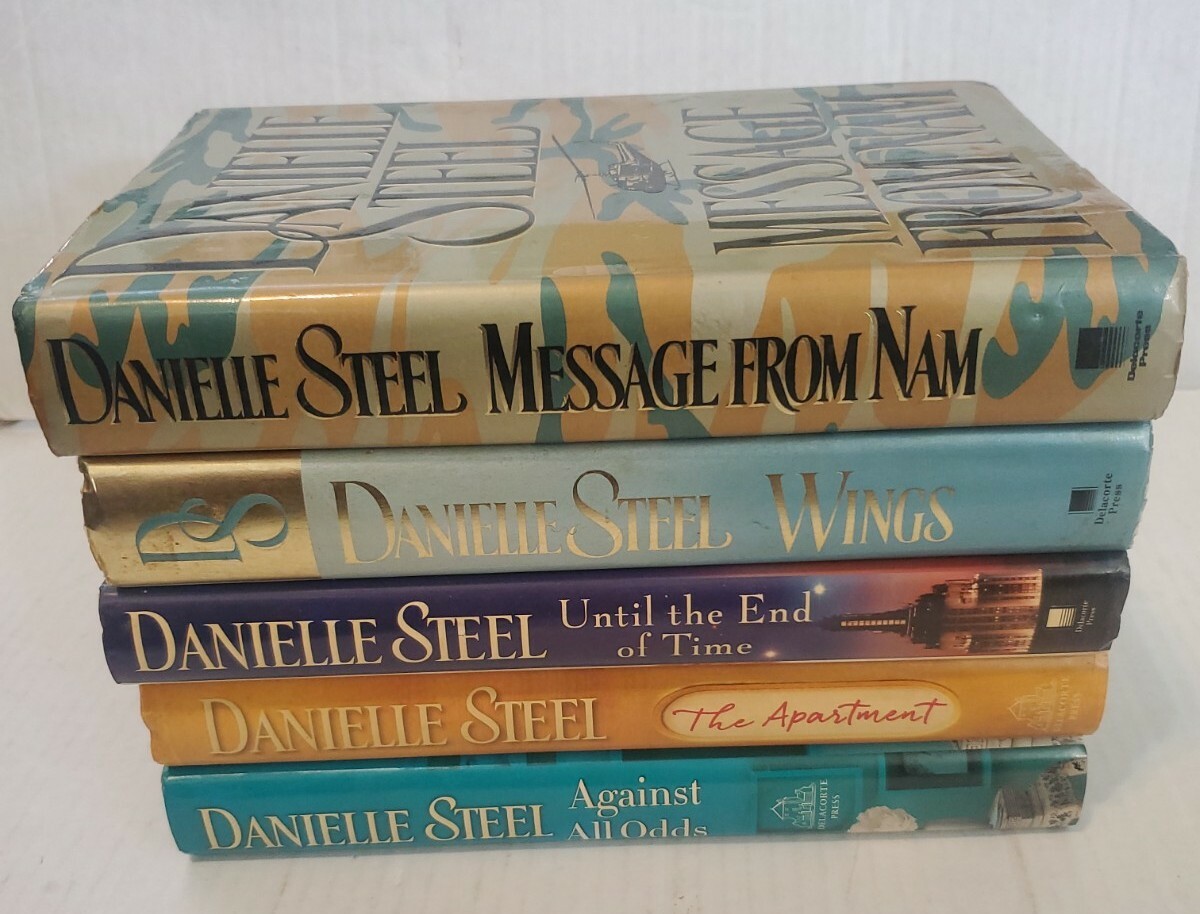 LOT of 5 Danielle Steel, Message From Nam, Wings, The Apartment