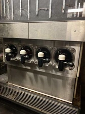 Slushy/Frozen/Slurpee Carbonated Beverage Machine- Model FBD564. 4 Barrel