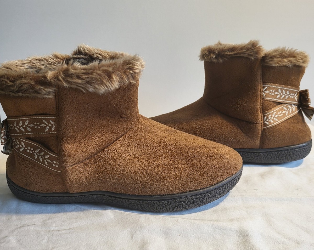 Isotoner Womens Bootie Slippers Brown Faux Fur Trim