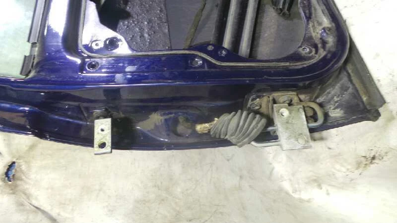 1400667 tür hinten rechts für VOLKSWAGEN GOLF IV BERLINA (1J1) CONCEPTLINE 1997 Foto 3 de 4