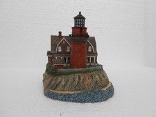 Harbour Lights ~ Lighthouse Model ~ Gay Head Massachusetts # 219 ~ Retired