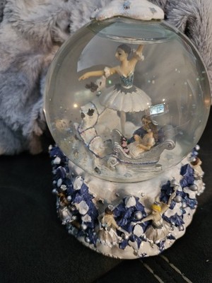  Waltz Of The Snowflakes Musical Snowglobe Nutcracker Ballet Gifts 