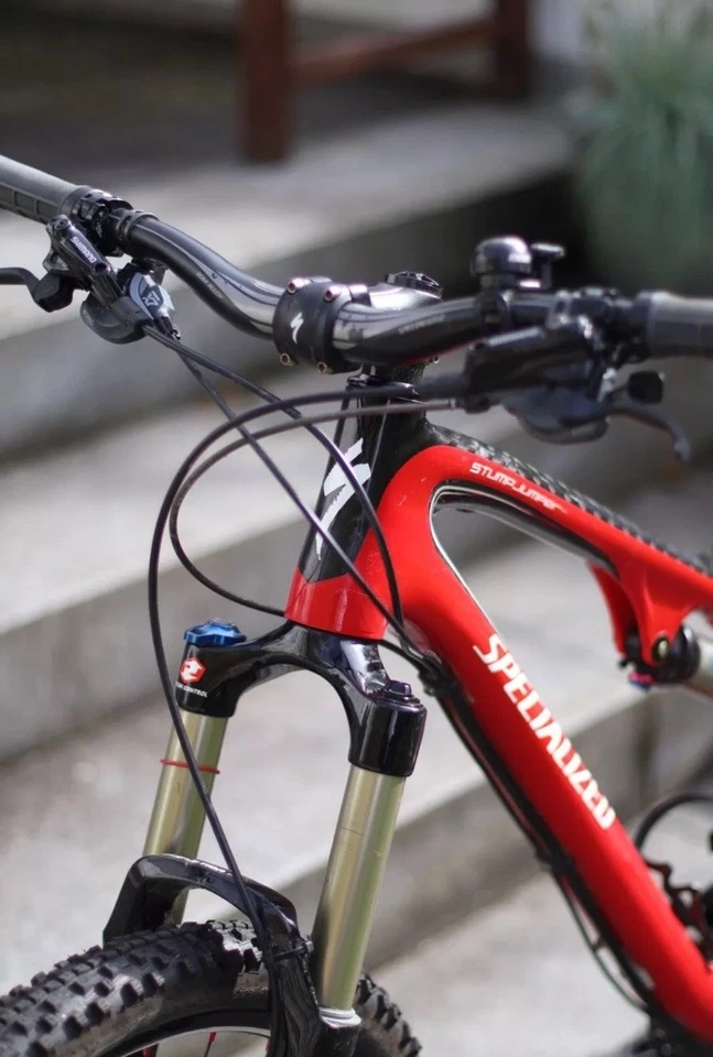 Specialized StumpJumper Carbon / 26“ M - Rahmen Neuwertig / kein Gelände gesehen - Bild 2 von 4