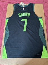 Ultimate Boston Celtics Collector and Super Fan Gift Guide 43