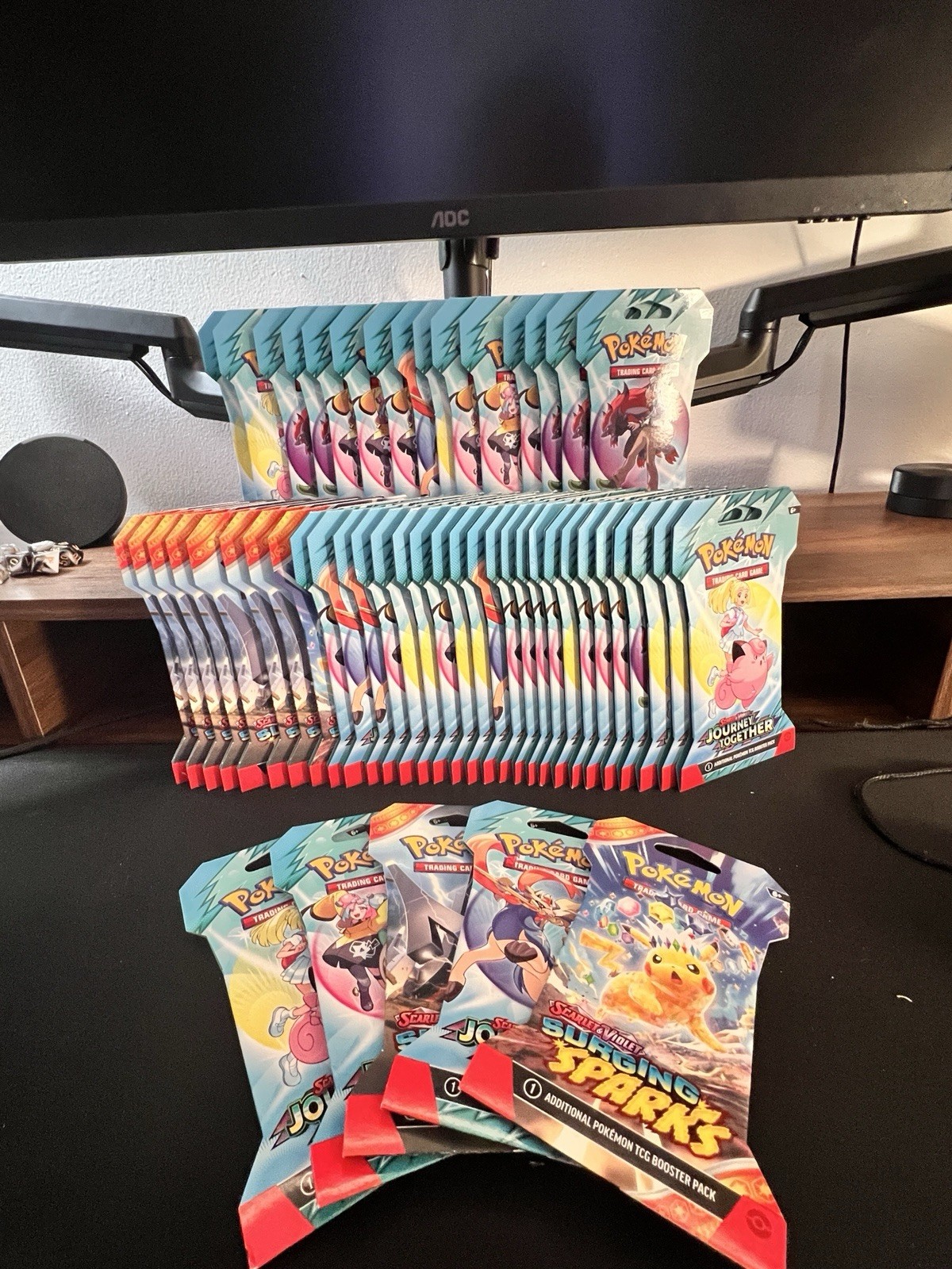 Pacchetto Booster Pokémon TCG - Viaggia insieme e Scintille Scalpenti foto 3