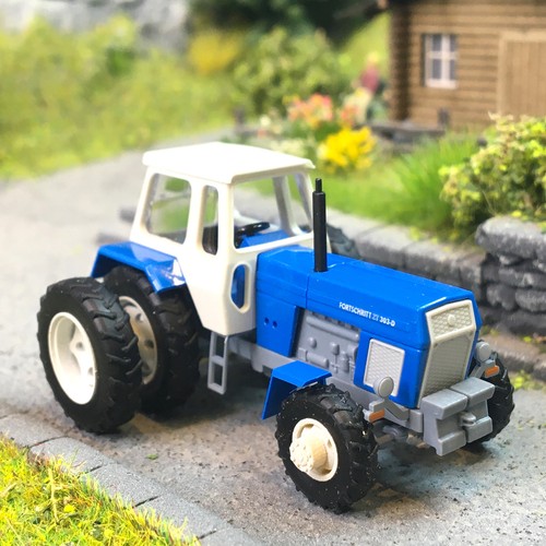 Progress ZT 303-D, tractor neumáticos gemelos, 1967 - BUSCH 54206 - HO 1/87 | Condition: Neuf