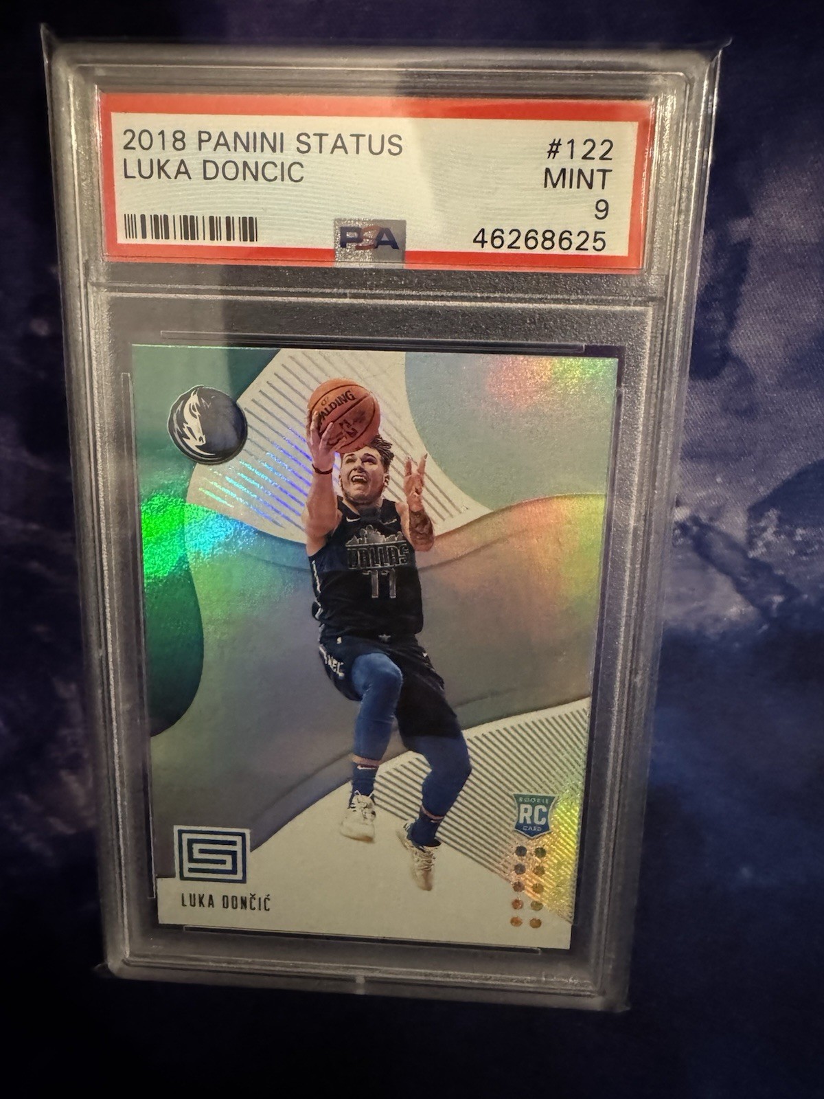 2018-19 Panini Status Luka Doncic RC #122 PSA 9 MINT Rookie Card