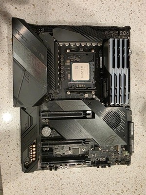  ASUS ROG Crosshair VIII Hero (Wi-Fi) X570 AMD AM4 ATX Motherboard  | Used