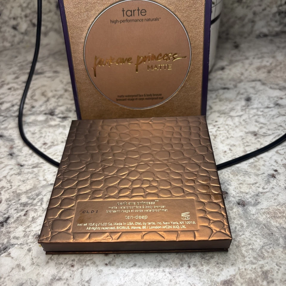 Tarte-Park Ave Princess- MATTE Waterproof Face&Body Bronzer (TAN-DEEP) NIB! - Image 3 of 4