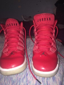 jordan retro 11 gym red