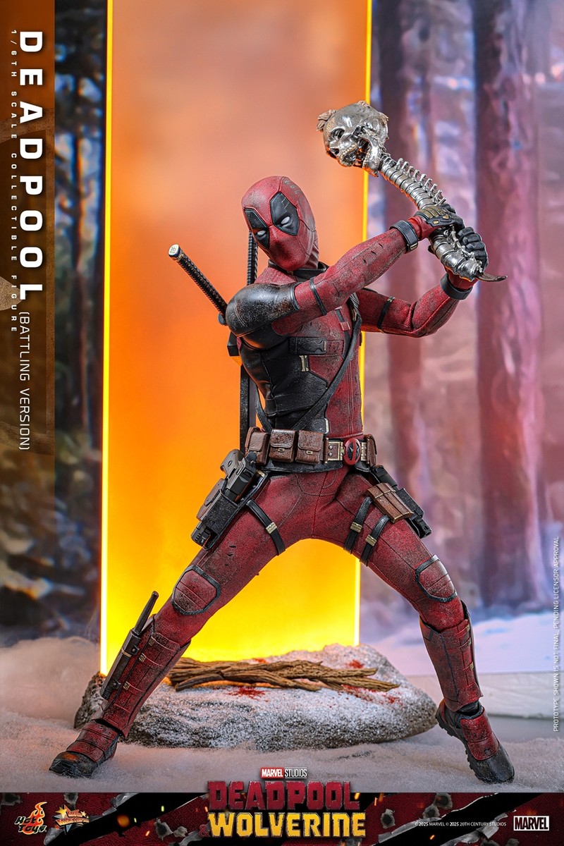 New In Stock Hot Toys MMS782 Deadpool Battling Version 1/6