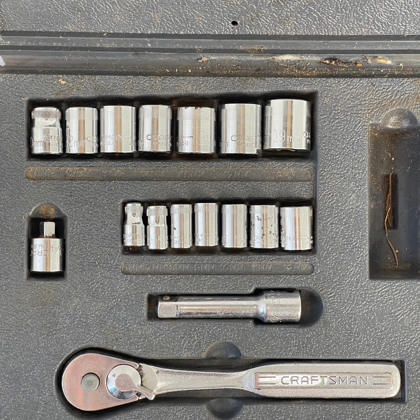 17 Pc Sears Craftsmen 1/4 & 3/8 METRIC Drive Socket Wrench Set 9-33237 Vintage