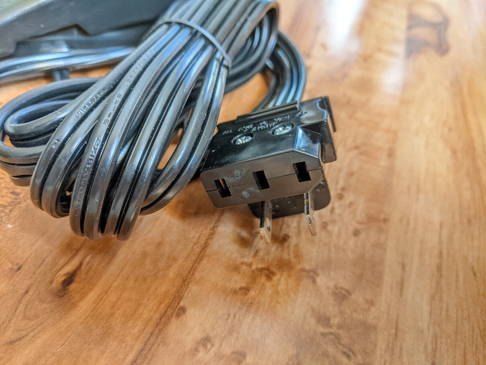 Foot Control Janome L344,L352,625FA,630,634D,DX2022,JA1502,SW2018,203 #032270000 - Image 2 of 3