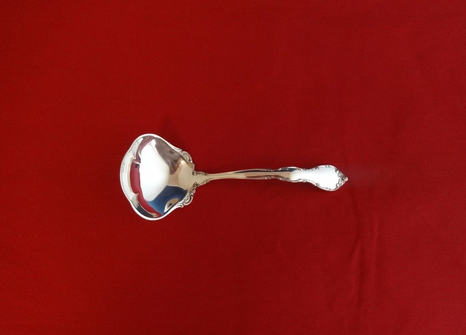 Cucharón de salsa de plata esterlina Mignonette de Lunt 5 1/2"