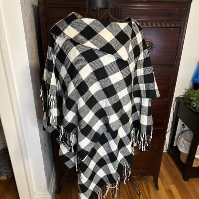 Steve Madden Poncho Coat Women's One Size Black White Checked Cape Preppy NWT