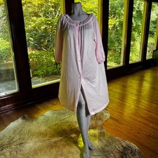 Vintage 70s 80s Lorraine Button Front Housecoat Robe Nightgown Large Pink Nylon