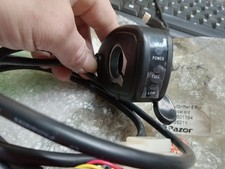 Razor B00DU2I2QO Throttle