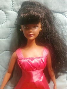 2001 JAKKS Pacific African American Doll Beautiful Gown And Shoes