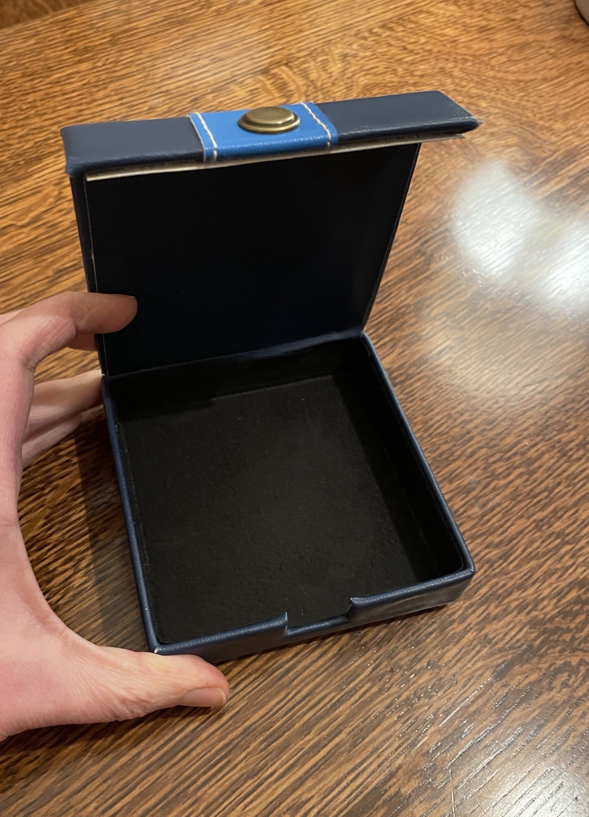 Tommy Hilfiger Leather Coasters set of 4 with Leather Box 2014 thumbnail 7