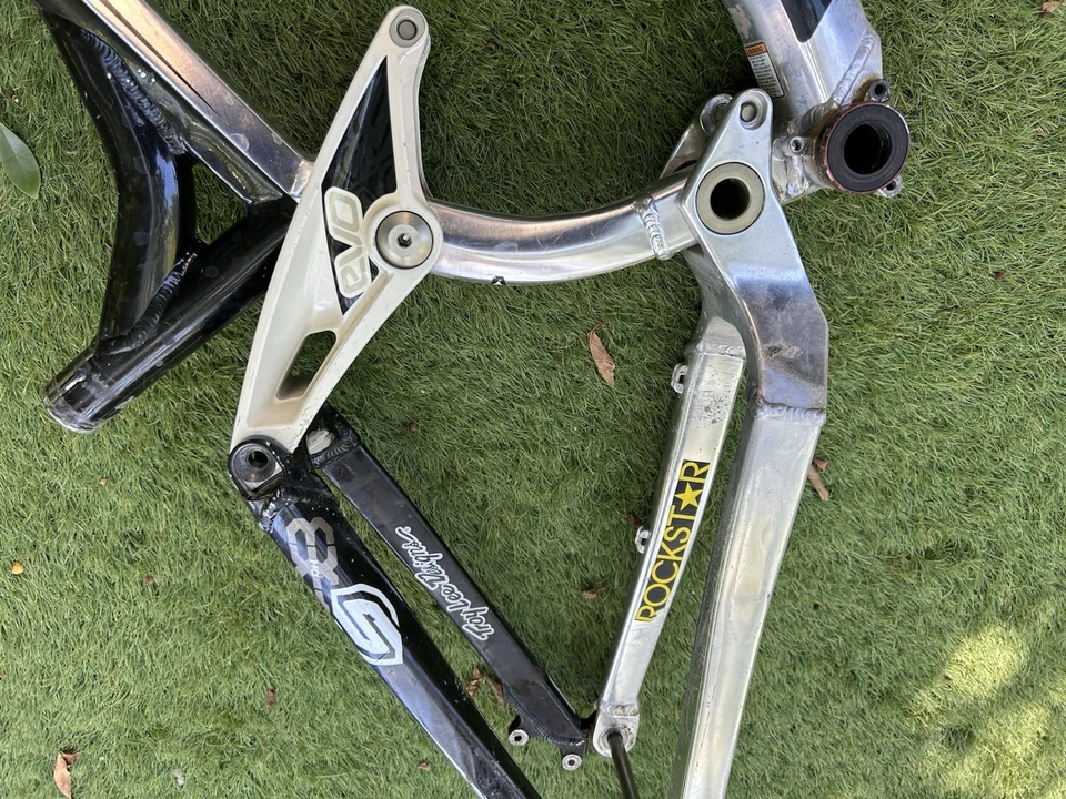 2011 Trek EVO 155 алюминиевый горный велосипед рама Fox поплавок RP2 BB G2U - Изображение 3 из 4