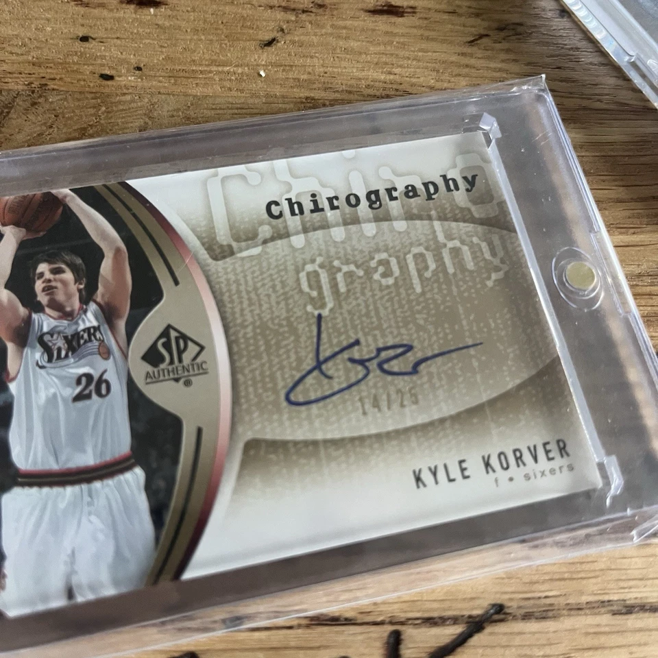 Philadelphia 76ers Kyle Korver Sports Cards Lot Of 3  - Image 4 of 4