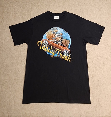 Teddy Fresh T-Shirt medium  Black Bear Astronaut Car Graphic Tee 2020 EUC