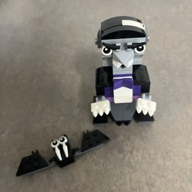 LEGO 40203 Dracula Halloween Vampire and Bat Building Kit Retired