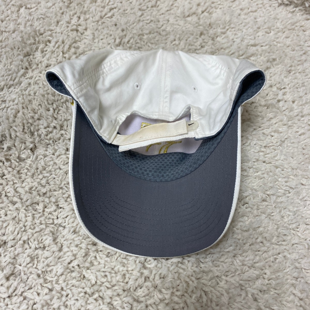 Nike Roger Federer Wimbledon Hat White Gold Strapback 5 Trophy