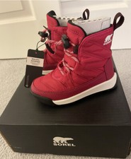 sorel kids snow boots Size 8