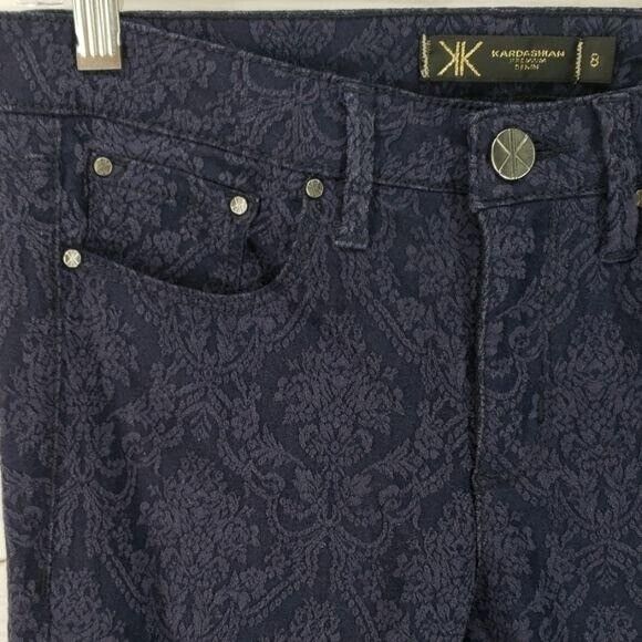 Kardashian Premium Denim Kim Curvy Skinny Jeans S… - image 5