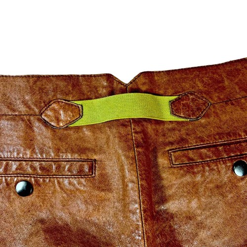 Anthropologie Jakett...ect Shorts mit Manschetten aus echtem Leder - Bild 6 von 12