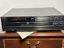 SONY CDP-C700 5-disc CD changer 8x's Oversampling/18bit digital filter dual